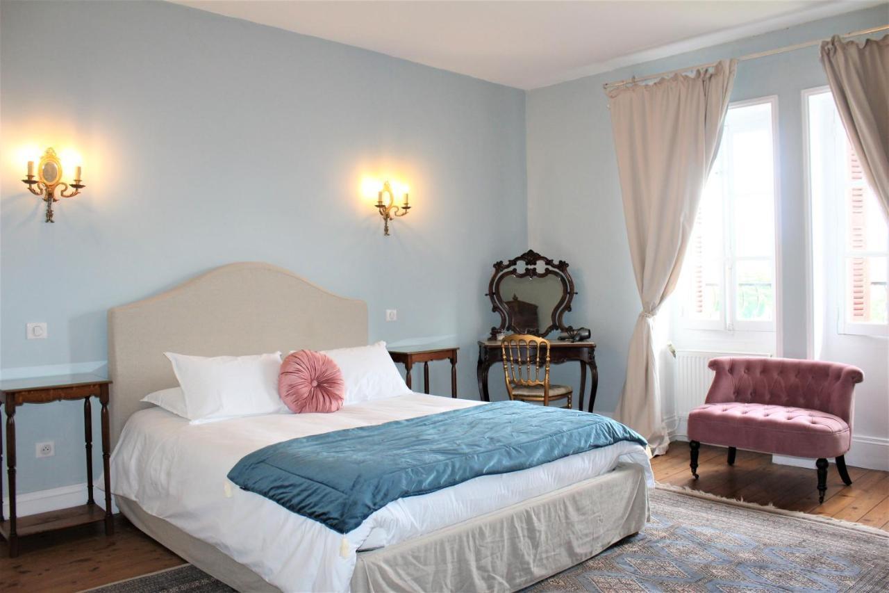 Bed and Breakfast La Source Availles-Limouzine Экстерьер фото